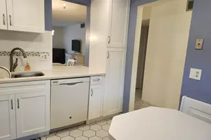 330 NE 26th Ave, Boynton Beach, FL 33435 - Photo 9