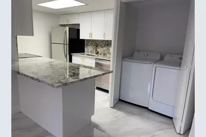 616 Executive Center Drive #102, West Palm Beach, FL 33401 - Photo 5