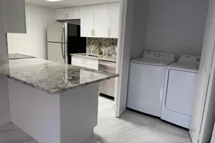 616 Executive Center Dr, West Palm Beach, FL 33401 - Photo 5