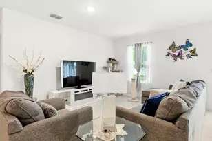 3020 SW Ann Arbor Rd, Port Saint Lucie, FL 34953 - Photo 9