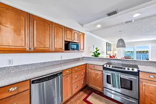 1051 Sugar Sands Blvd, Riviera Beach, FL 33404 - Photo 7