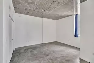 234 NE 3rd St, Miami, FL 33132 - Photo 9