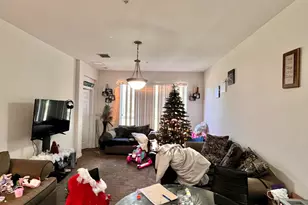 2010 Freeport Ln, Riviera Beach, FL 33404 - Photo 3