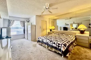 7145 Huntington Ln, Delray Beach, FL 33446 - Photo 17