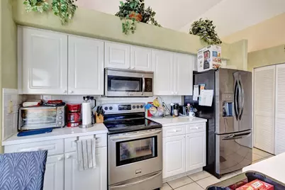 5317 Oakmont Village Circle, Lake Worth, FL 33463 - Photo 7