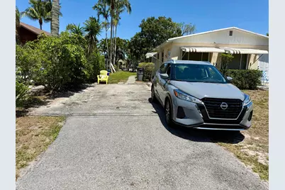 3520 Suncrest Road, Lake Worth, FL 33467 - Photo 9