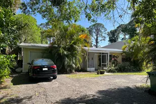 203 E Easy St, Fort Pierce, FL 34982 - Photo 17