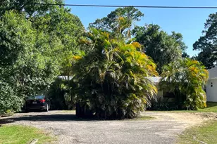 203 E Easy St, Fort Pierce, FL 34982 - Photo 5