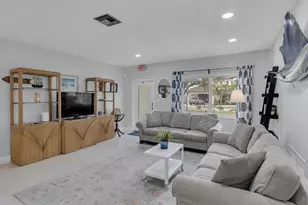 348 SE 18th Ave, Deerfield Beach, FL 33441 - Photo 9