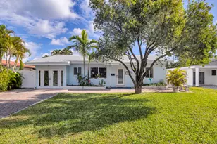 348 SE 18th Ave, Deerfield Beach, FL 33441 - Photo 3