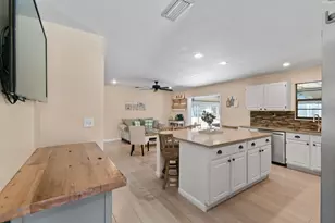 15739 N 75th Way N, Palm Beach Gardens, FL 33418 - Photo 13