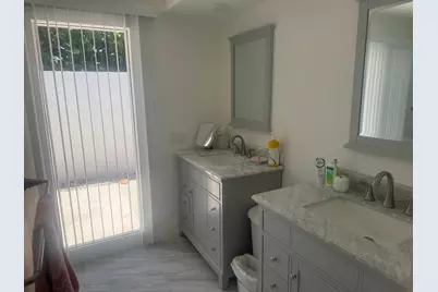 17020 Bay Street, Jupiter, FL 33477 - Photo 5