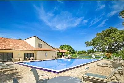 9 VÃ­a De Casas Sur #203, Boynton Beach, FL 33426 - Photo 3