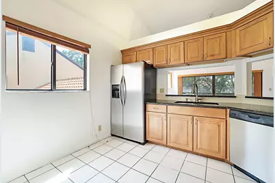 9 VÃ­a De Casas Sur #203, Boynton Beach, FL 33426 - Photo 3