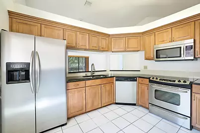 9 VÃ­a De Casas Sur #203, Boynton Beach, FL 33426 - Photo 5