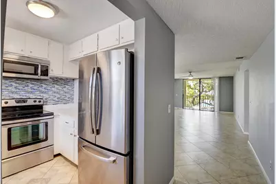 890 N Federal Highway #206, Lantana, FL 33462 - Photo 5