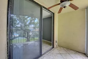 890 N Federal Hwy, Lantana, FL 33462 - Photo 25