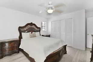 397 NE Gulfstream Ave, Port Saint Lucie, FL 34983 - Photo 15