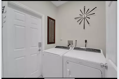 7922 Monarch Court, Delray Beach, FL 33446 - Photo 23