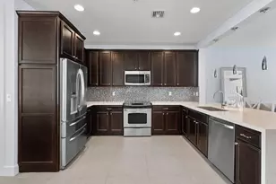 110 SW 1st Ave, Delray Beach, FL 33444 - Photo 11