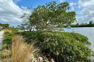 9460 Seagrape Dr, Vero Beach, FL 32963 - Photo 47