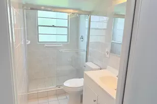 1036 Hythe B, Boca Raton, FL 33434 - Photo 21