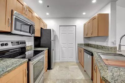 3207 Clint Moore Road #Apt 206, Boca Raton, FL 33496 - Photo 9