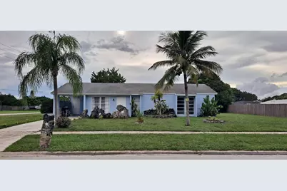 201 NE Solida Circle, Port Saint Lucie, FL 34983 - Photo 1