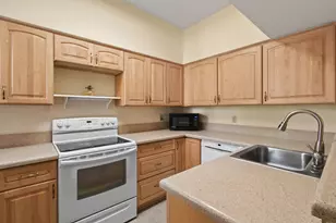 3003 Fairway Dr N, Jupiter, FL 33477 - Photo 5