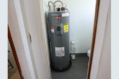 360 Kismet Avenue, Pahokee, FL 33476 - Photo 7