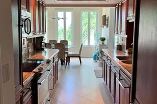 100 SE 5th Ph17 Ave SE, Boca Raton, FL 33432 - Photo 7