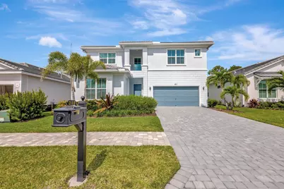 211 SE Calmo Circle, Port Saint Lucie, FL 34984 - Photo 5