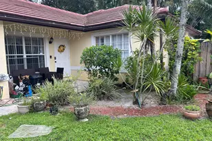 12147 Cuddington Ct, Wellington, FL 33414 - Photo 3