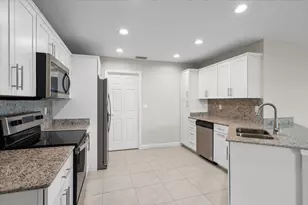 73 Las Casitas Ct, Fort Pierce, FL 34951 - Photo 7