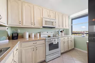 10680 S Ocean Dr, Jensen Beach, FL 34957 - Photo 7