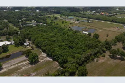 5055 69th Court, Vero Beach, FL 32967 - Photo 9