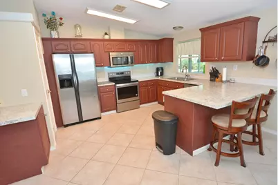 7809 Horned Lark Circle, Port Saint Lucie, FL 34952 - Photo 13