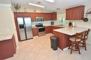 7809 Horned Lark Cir, Port Saint Lucie, FL 34952 - Photo 13