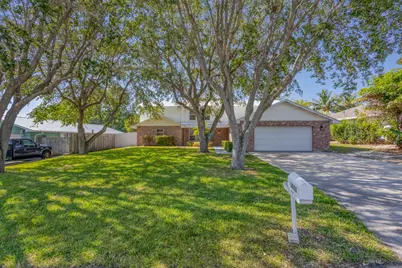 8888 SE Colony Street, Hobe Sound, FL 33455 - Photo 1