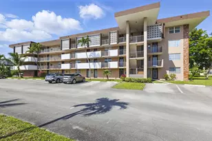 2951 NW 46th Ave, Lauderdale Lakes, FL 33313 - Photo 27
