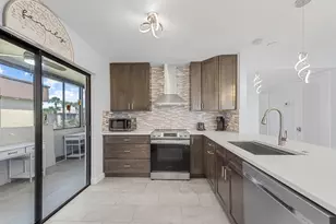 234 Capri E, Delray Beach, FL 33484 - Photo 7