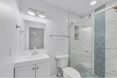 234 Capri E, Delray Beach, FL 33484 - Photo 17