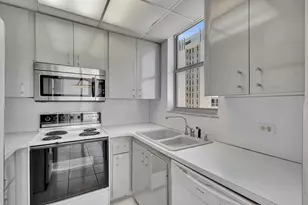 1010 S Ocean Blvd, Pompano Beach, FL 33062 - Photo 23