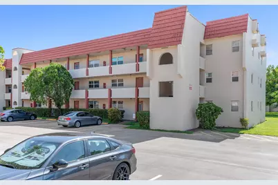 8000 Sunrise Lakes Drive E #112, Sunrise, FL 33322 - Photo 3