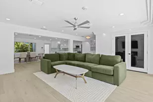 2611 NE 49th St, Pompano Beach, FL 33064 - Photo 19