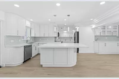 2611 NE 49 Street, Pompano Beach, FL 33064 - Photo 11