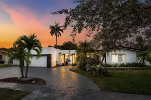 2611 NE 49th St, Lighthouse Point, FL 33064 - Photo 1