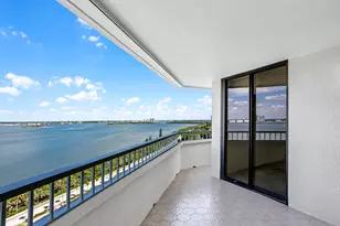 5080 N Ocean Dr, Riviera Beach, FL 33404 - Photo 11