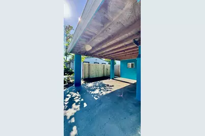 629 Troy Boulevard, West Palm Beach, FL 33409 - Photo 3