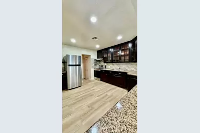 629 Troy Boulevard, West Palm Beach, FL 33409 - Photo 9